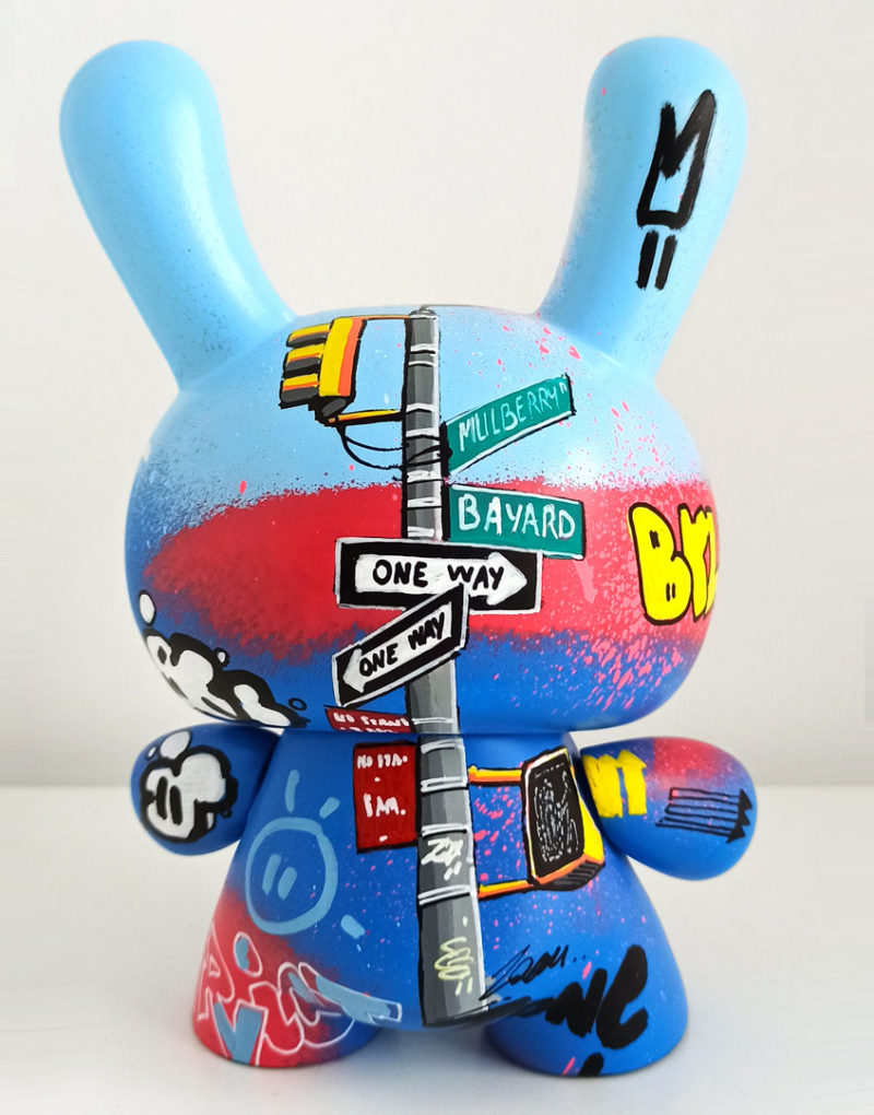 Bound bibsy king street art artoy